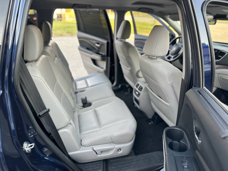 2019-honda-pilot-ex-l-awd-4dr-suv (11)