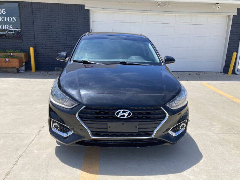 2019-hyundai-accent-se-4dr-sedan-6a (1)