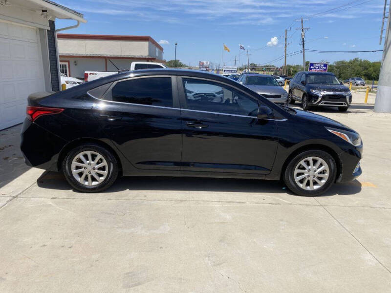 2019-hyundai-accent-se-4dr-sedan-6a (7)