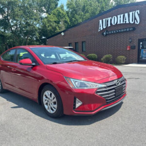 2019-hyundai-elantra-se