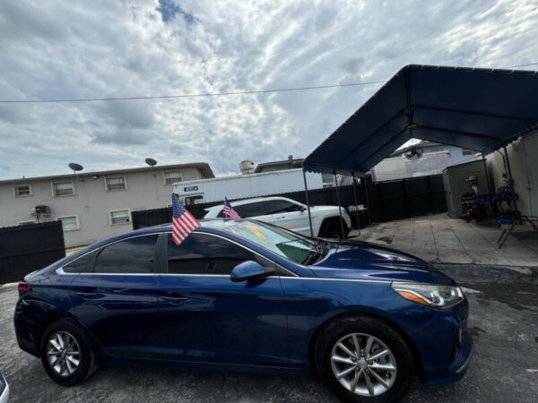 2019-hyundai-sonata-se-4dr-sedan (6)
