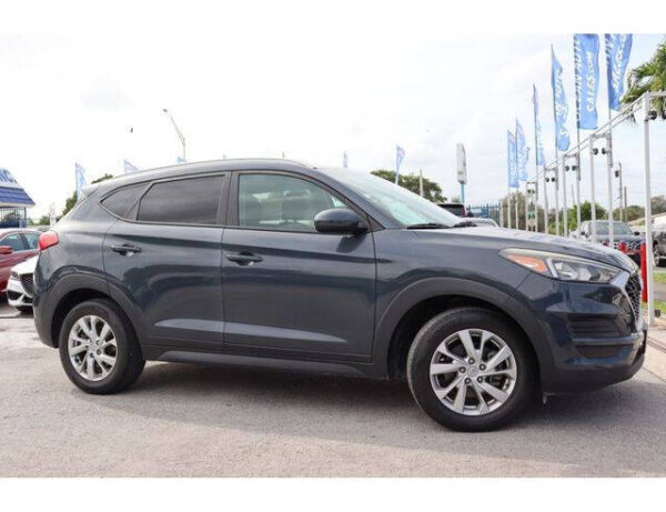 2019-hyundai-tucson-se-awd-4dr-suv (1)