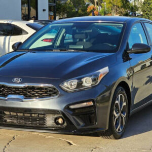 2019-kia-forte-lxs-4dr-sedan (2)