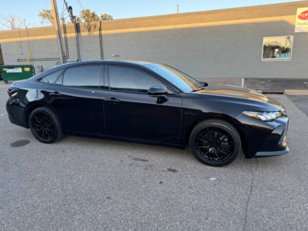 2019-toyota-avalon-xle-4dr-sedan (3)