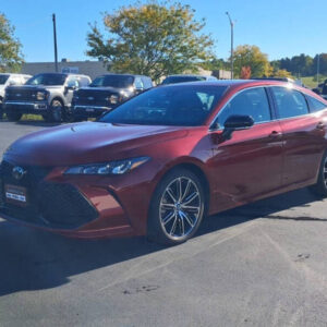 2019-toyota-avalon-xse-4dr-sedan (1)