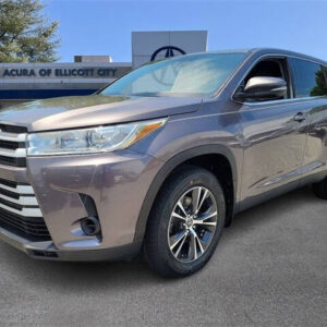 2019-toyota-highlander-le-awd-4dr-suv