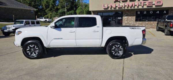 2019-toyota-tacoma-trd-off-road-4x4-4dr-double-cab-5-0-ft-sb-6a (1)
