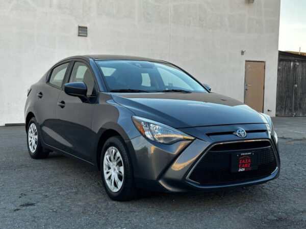 2019-toyota-yaris-l-4dr-sedan-6a (1)