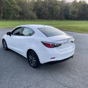 2019-toyota-yaris-l-4dr-sedan-6a (1)