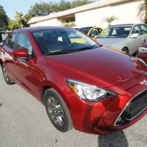 2019-toyota-yaris-le-4dr-sedan-6a (3)