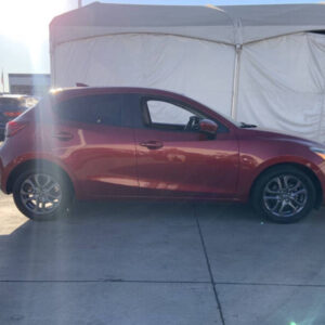 2020-toyota-yaris-hatchback-le-4dr-hatchback (1)