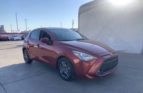 2020-toyota-yaris-hatchback-le-4dr-hatchback