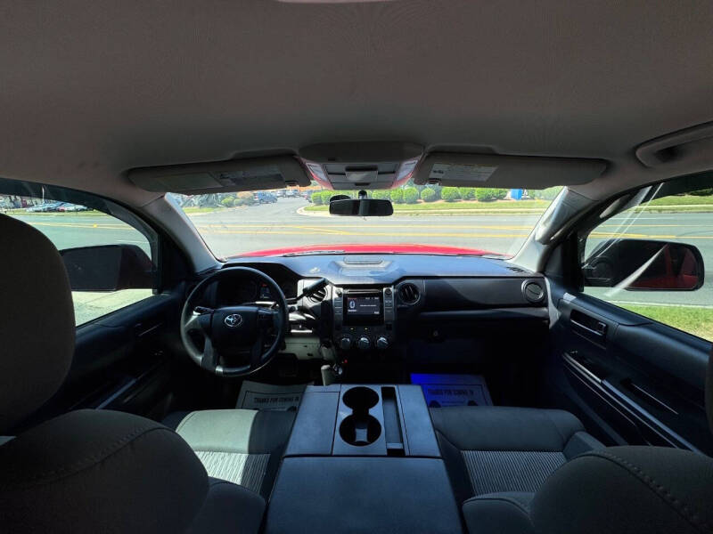 2015-toyota-tundra-sr-4×4-4dr-double-cab-pickup-sb-4-6l-v8 (13)