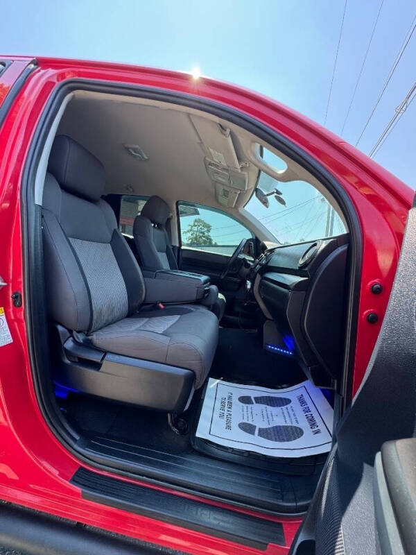 2015-toyota-tundra-sr-4×4-4dr-double-cab-pickup-sb-4-6l-v8 (16)