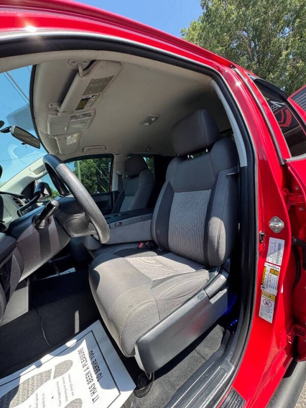 2015-toyota-tundra-sr-4×4-4dr-double-cab-pickup-sb-4-6l-v8 (8)