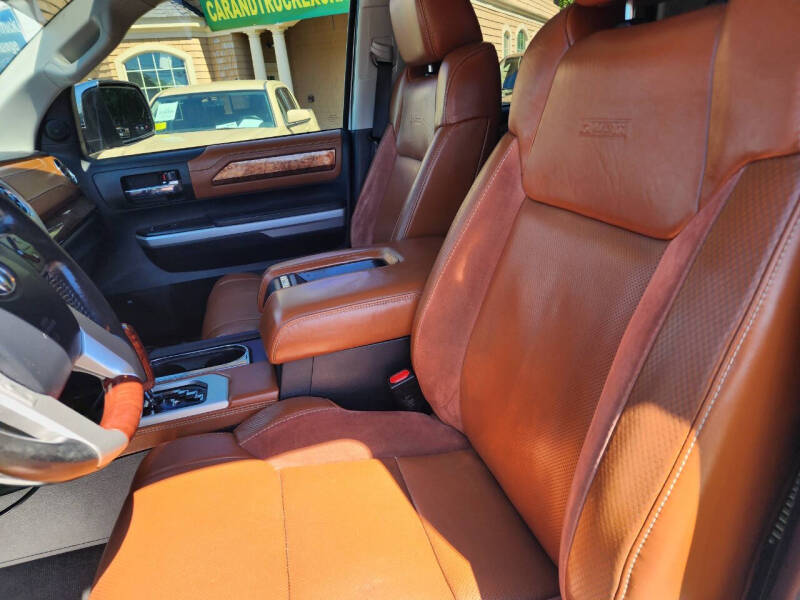 2016-toyota-tundra-1794-edition-4×4-4dr-crewmax-cab-pickup-sb-5-7l-v8 (13)