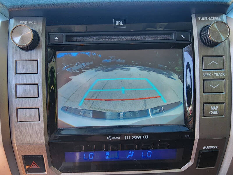 2016-toyota-tundra-1794-edition-4×4-4dr-crewmax-cab-pickup-sb-5-7l-v8 (18)