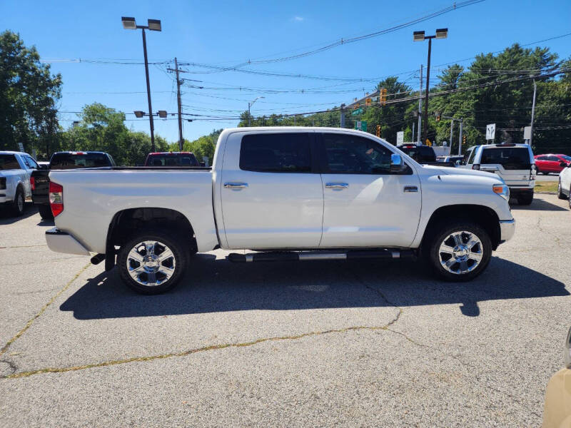 2016-toyota-tundra-1794-edition-4×4-4dr-crewmax-cab-pickup-sb-5-7l-v8 (2)