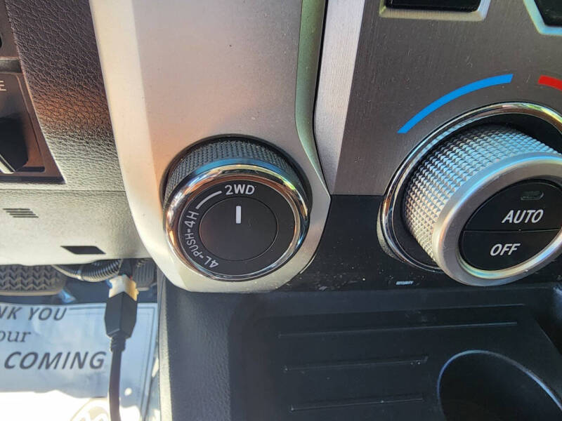 2016-toyota-tundra-1794-edition-4×4-4dr-crewmax-cab-pickup-sb-5-7l-v8 (20)