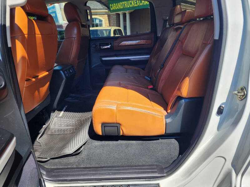 2016-toyota-tundra-1794-edition-4×4-4dr-crewmax-cab-pickup-sb-5-7l-v8 (34)