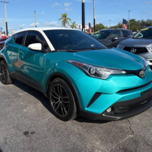 2018 Toyota C-HR XLE Premium 4dr Crossover